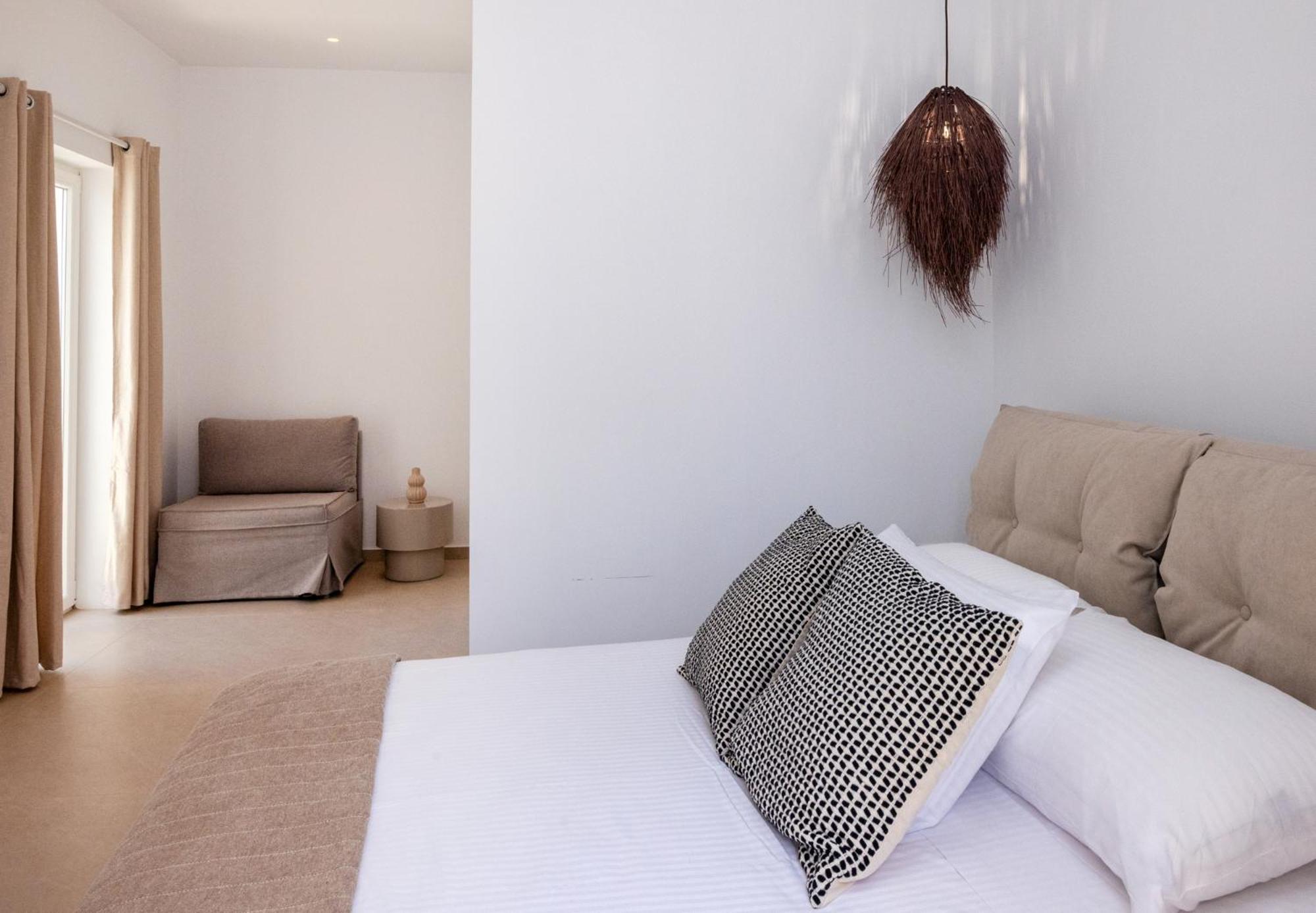 Alora Suites Tínos Oda fotoğraf